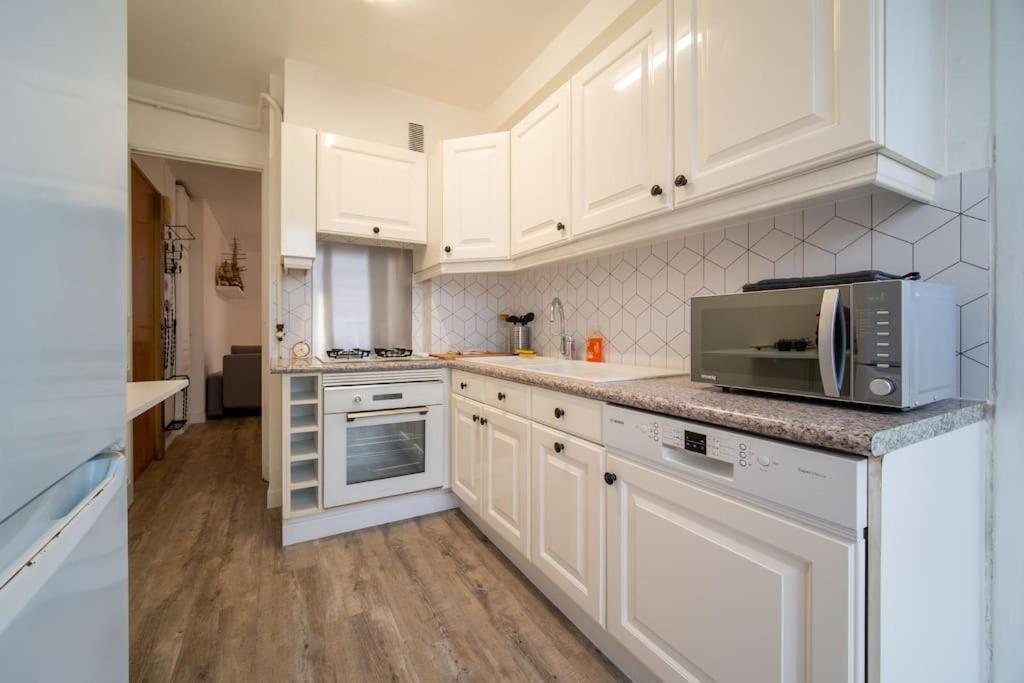 Fully Equipped Apartment Balcony Sleeps 7 Wifi 마르세유 외부 사진